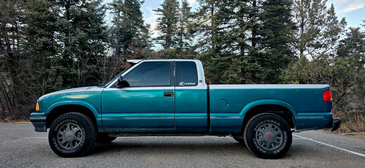 Gmc-sonoma-1994-custom-1