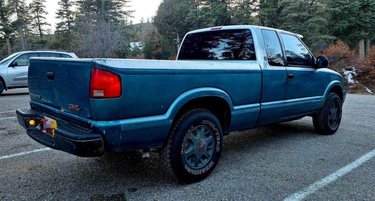 Gmc-sonoma-1994-custom-3