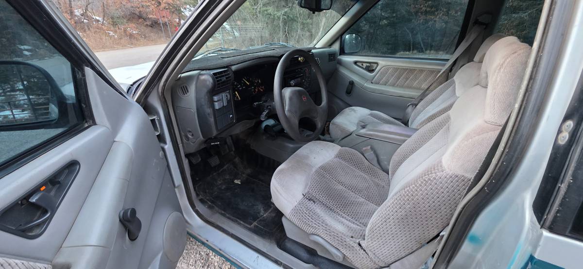 Gmc-sonoma-1994-custom-3