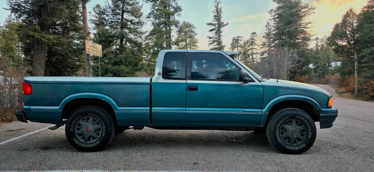 Gmc-sonoma-1994-custom-8