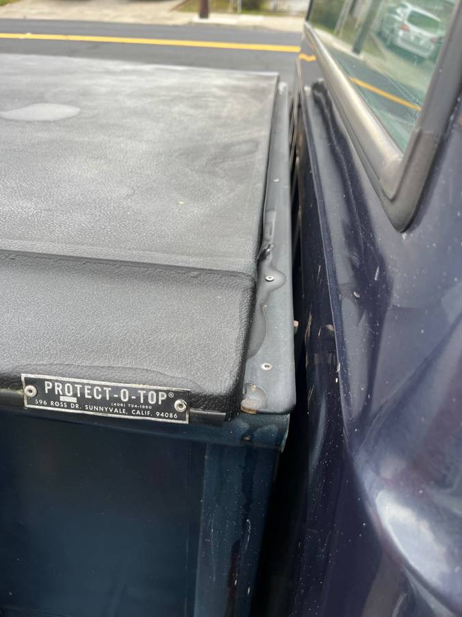 Gmc-stepside-pickup-1972-blue-20