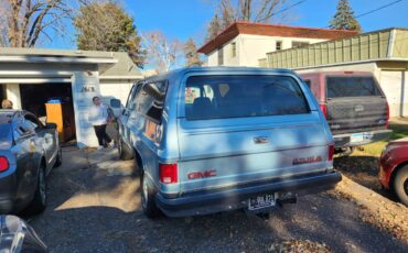Gmc-suburban-1500-1989-blue-1