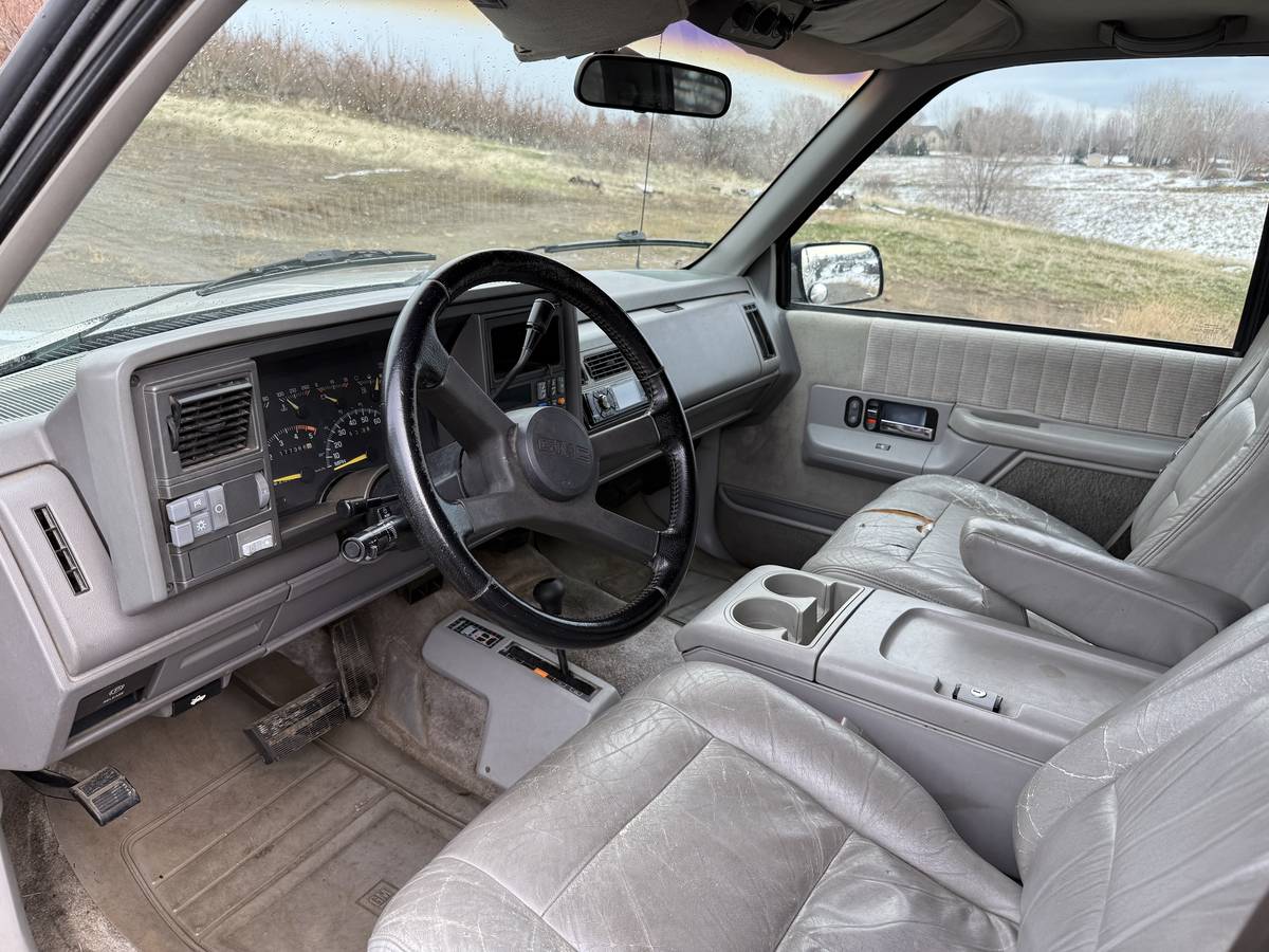 Gmc-suburban-1500-1994-8