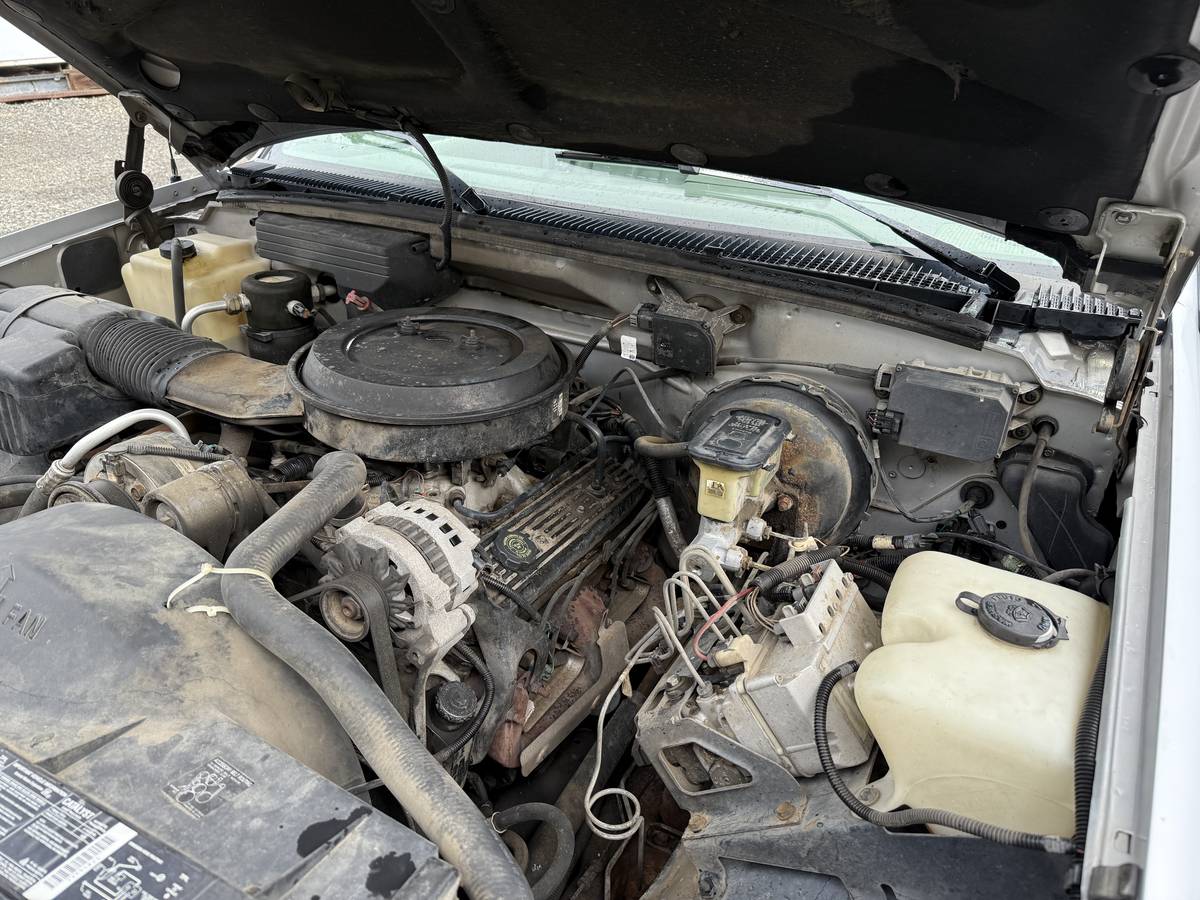 Gmc-suburban-1500-1994-9