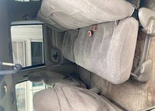 Gmc-suburban-1996-white-11