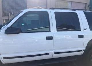 Gmc-suburban-1996-white-12