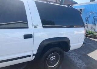 Gmc-suburban-1996-white-9