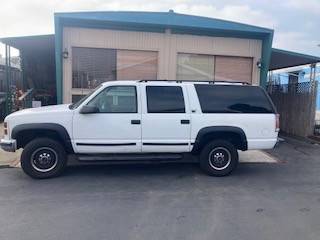 Gmc-suburban-1996-white