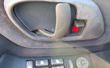 Gmc-suburban-2500-1996-white-11