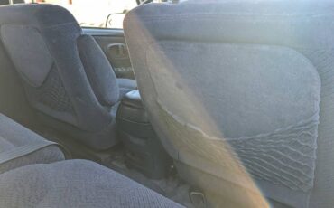 Gmc-suburban-2500-1996-white-14