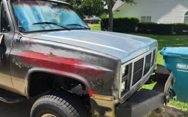 Gmc-suburban-34-ton-nominal-1987