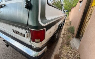 Gmc-suburban-v1500-4x4-1990-16