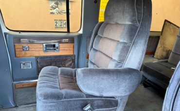 Gmc-suburban-v1500-4x4-1990-8