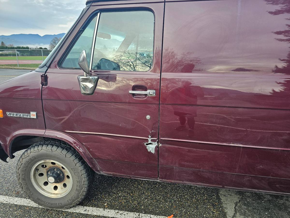 Gmc-vandura-2500-1990-11