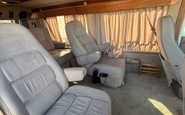 Gmc-vandura-2500-1992-white-11