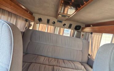 Gmc-vandura-2500-1992-white-12