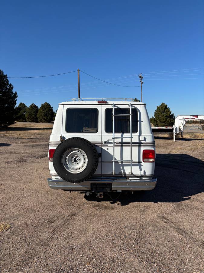 Gmc-vandura-2500-1992-white-3