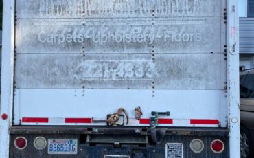 Gmc-vandura-cut-away-1996-white-3