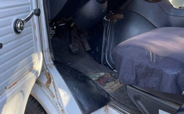 Gmc-vandura-cut-away-1996-white-5