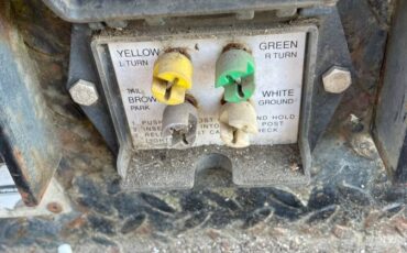 Gmc-vandura-cut-away-1996-white-9