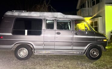 Gmc-vandura-g2500-1992-brown-3