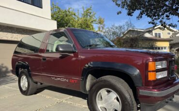 Gmc-yukon-1994-red-7