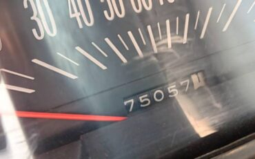 Gto-ventura-1974-red-14