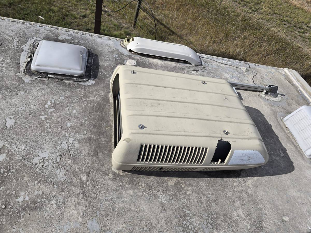 Gulf-stream-sun-vista-high-rise-1988-23