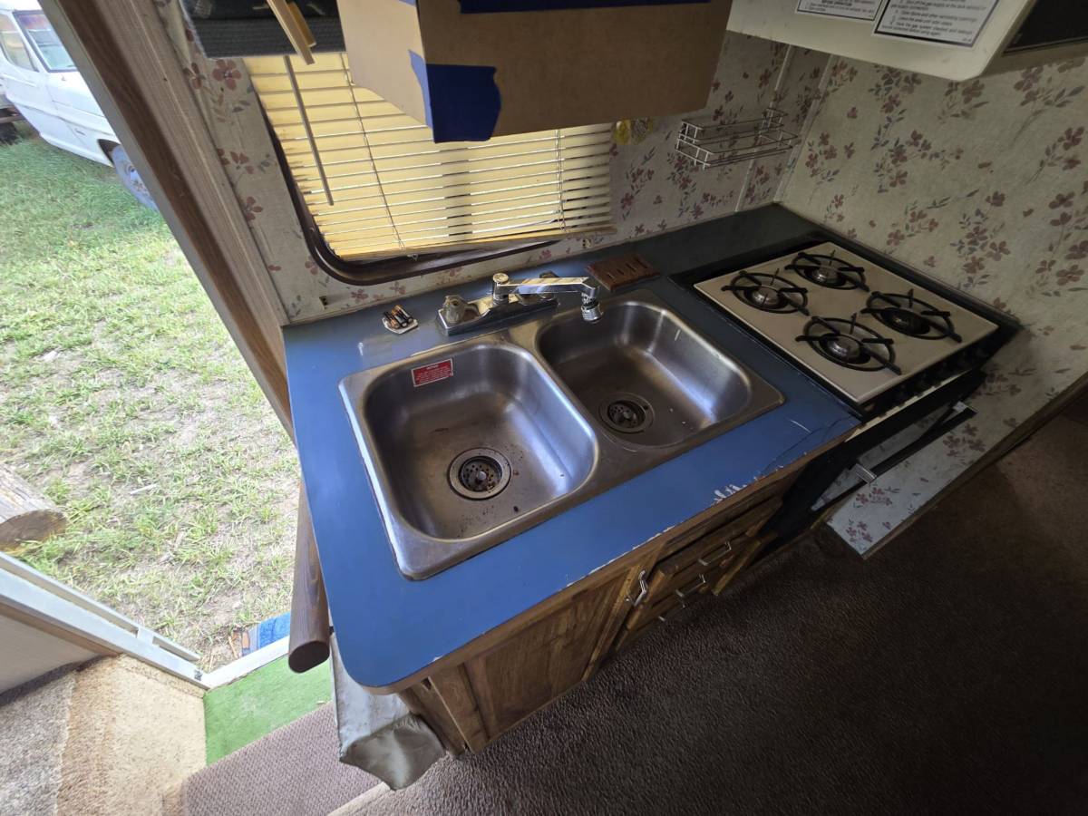 Gulf-stream-sun-vista-high-rise-1988-9