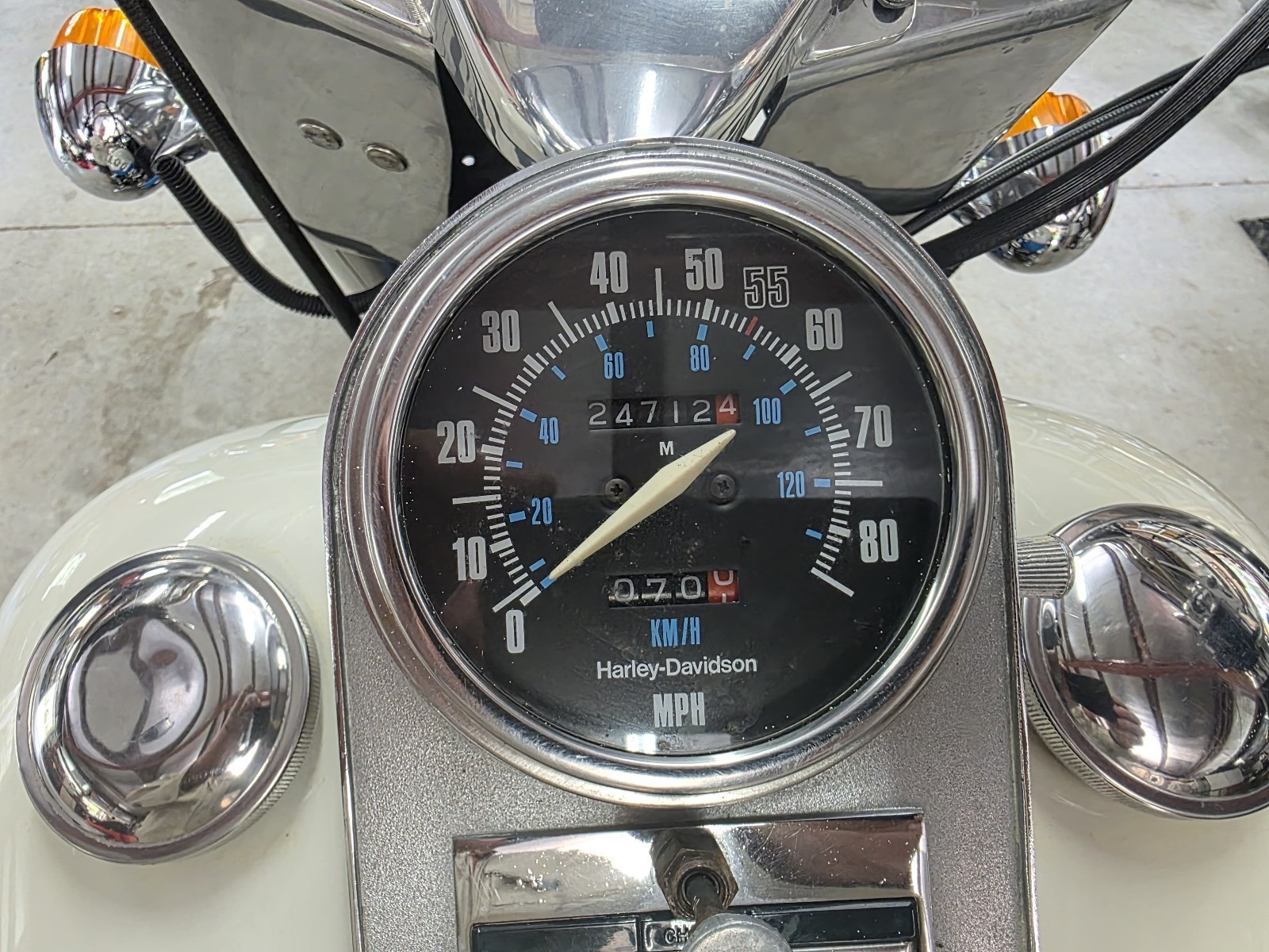 Harley-Davidson-FDH-1983-14