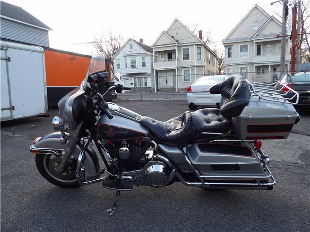 Harley-Davidson-FLHTC-1993-4