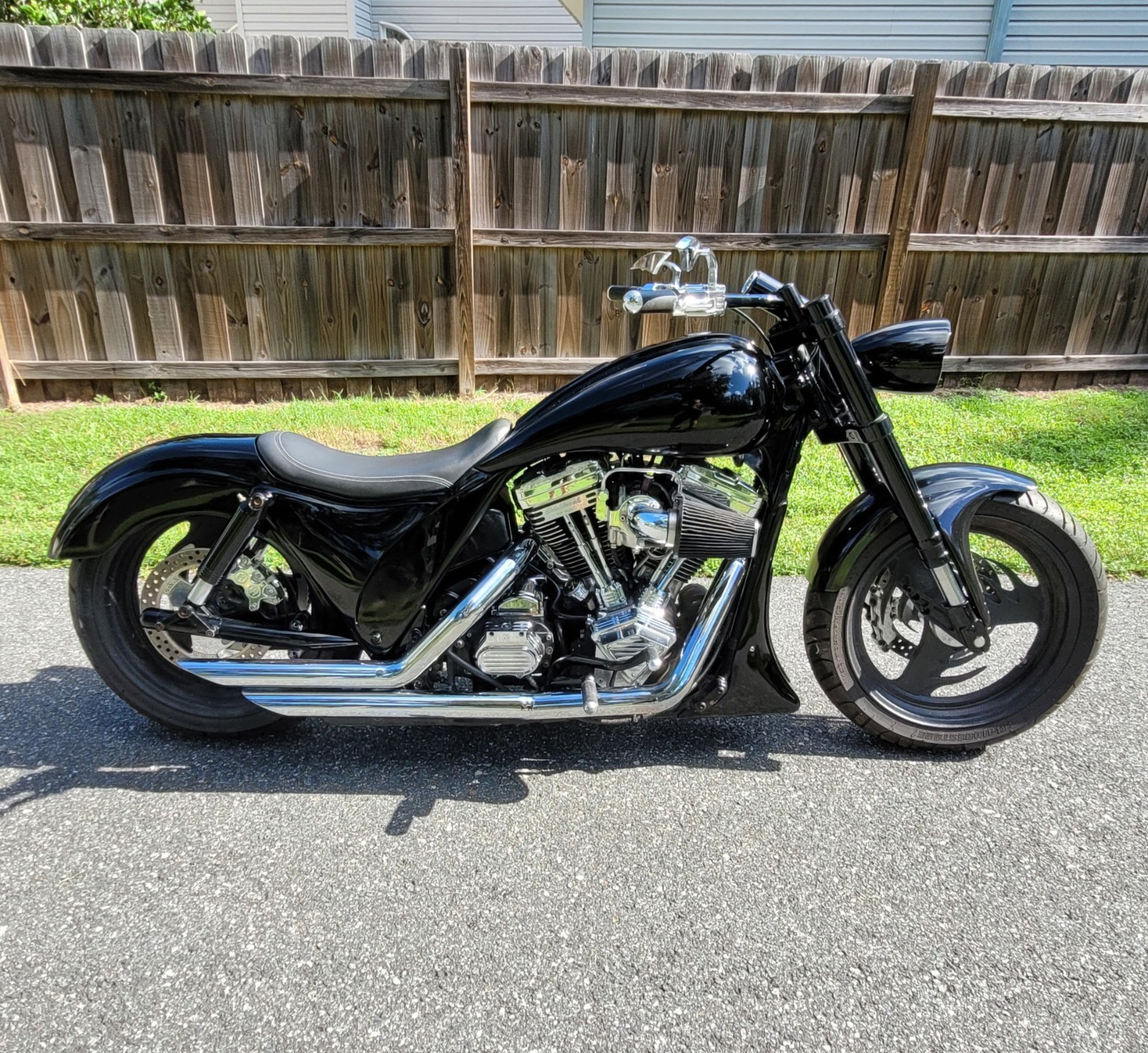 Harley-Davidson-FXR-1993-1