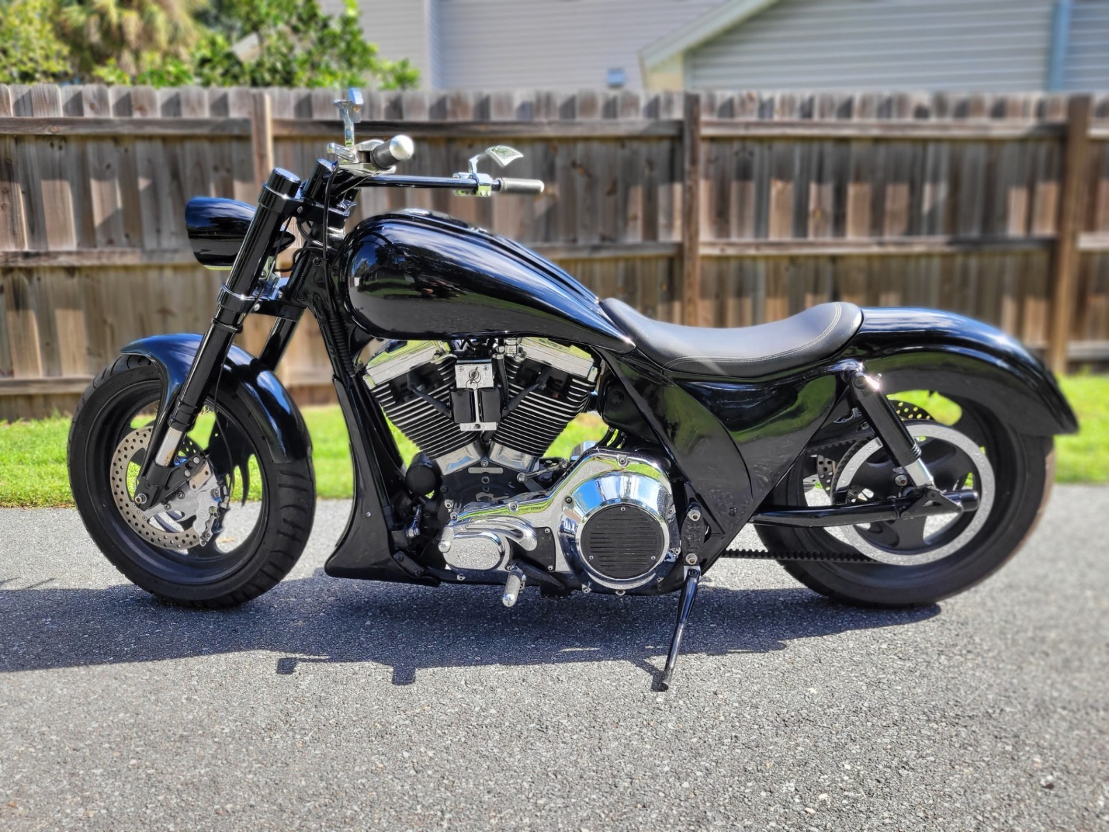 Harley-Davidson-FXR-1993-4