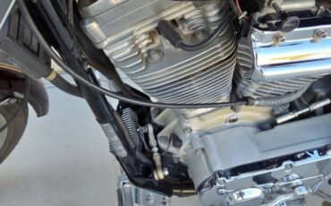 Harley-Davidson-Low-Glide-1984-2