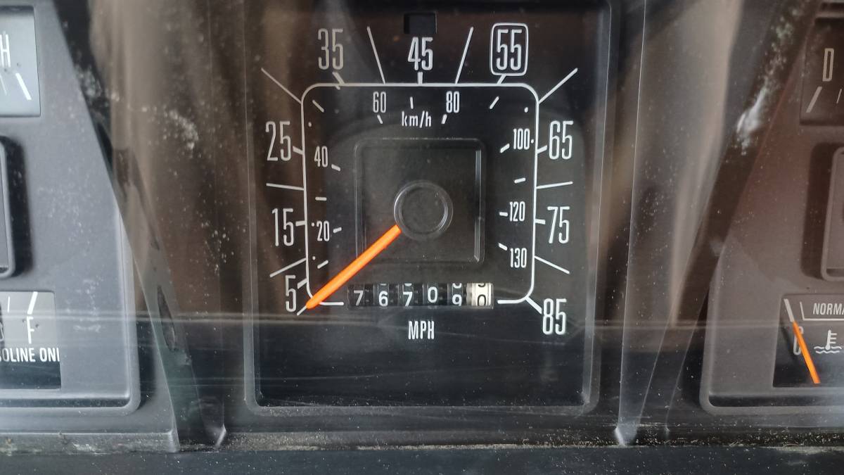 Holiday-rambler-1989-white-4