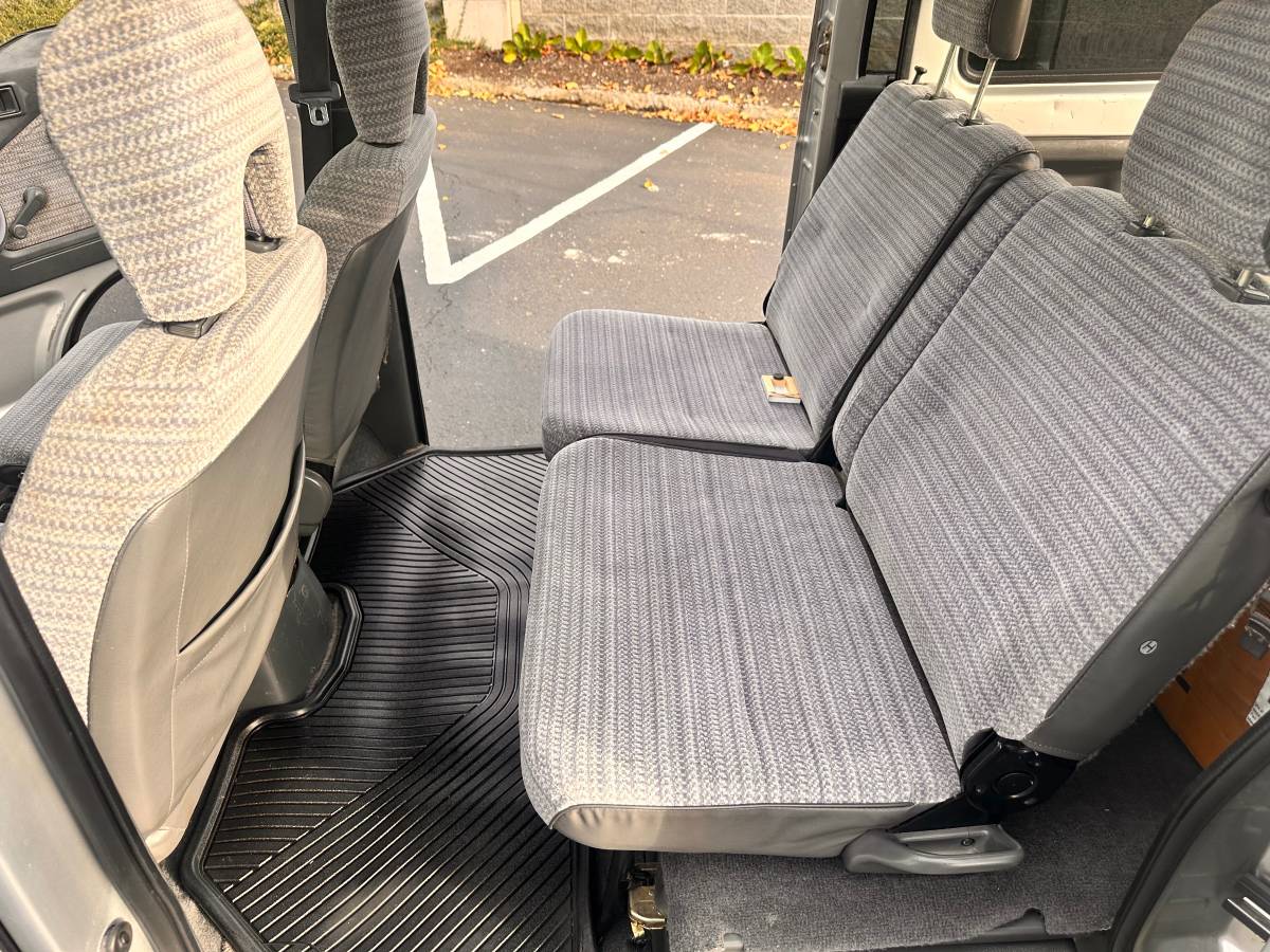 Honda-1992-silver-76