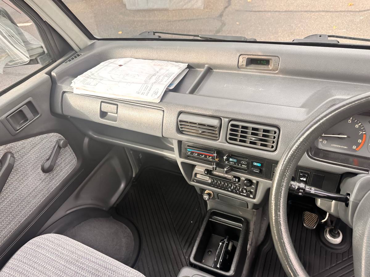 Honda-1992-silver-89