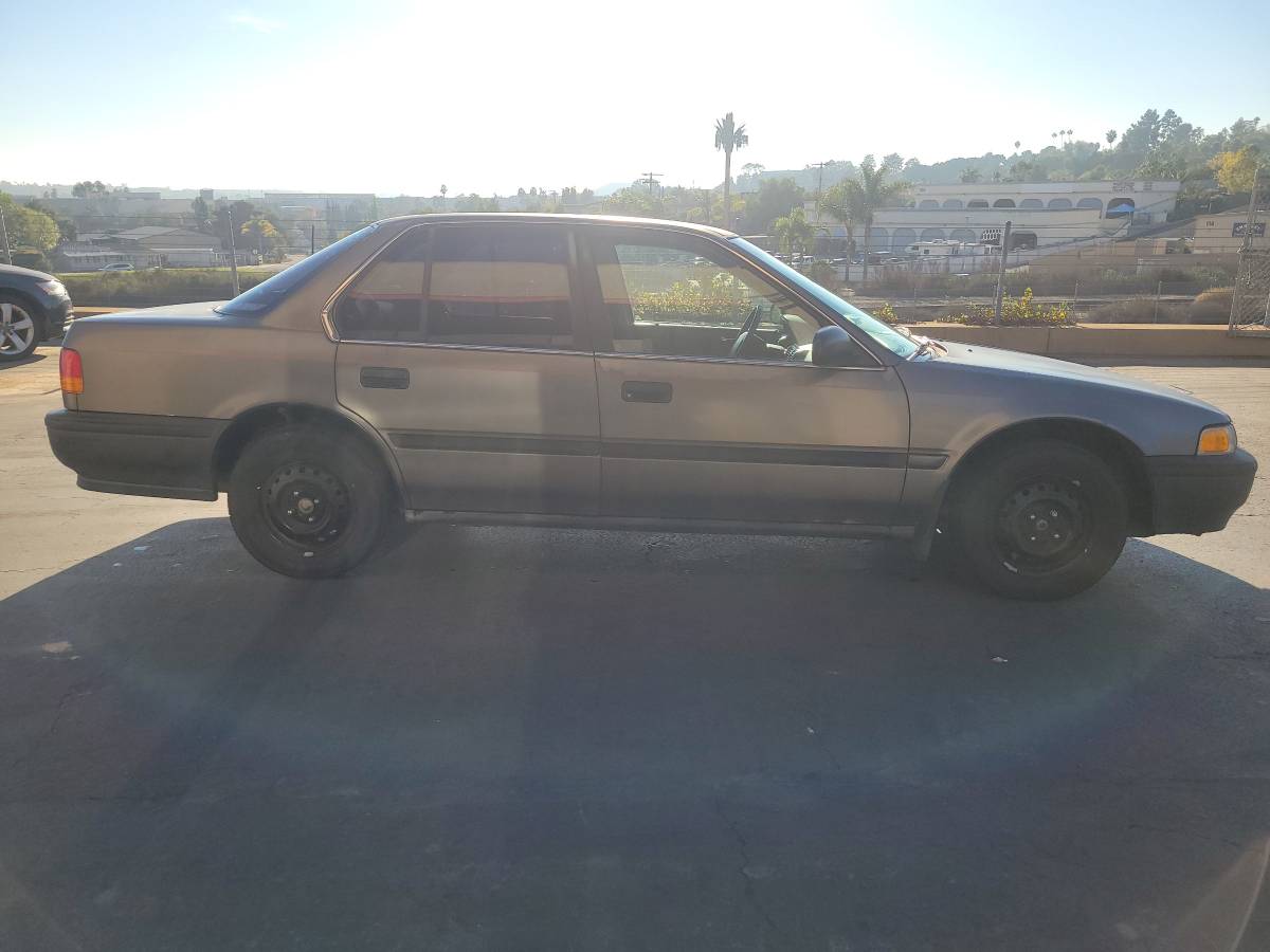 Honda-accord-1992-1