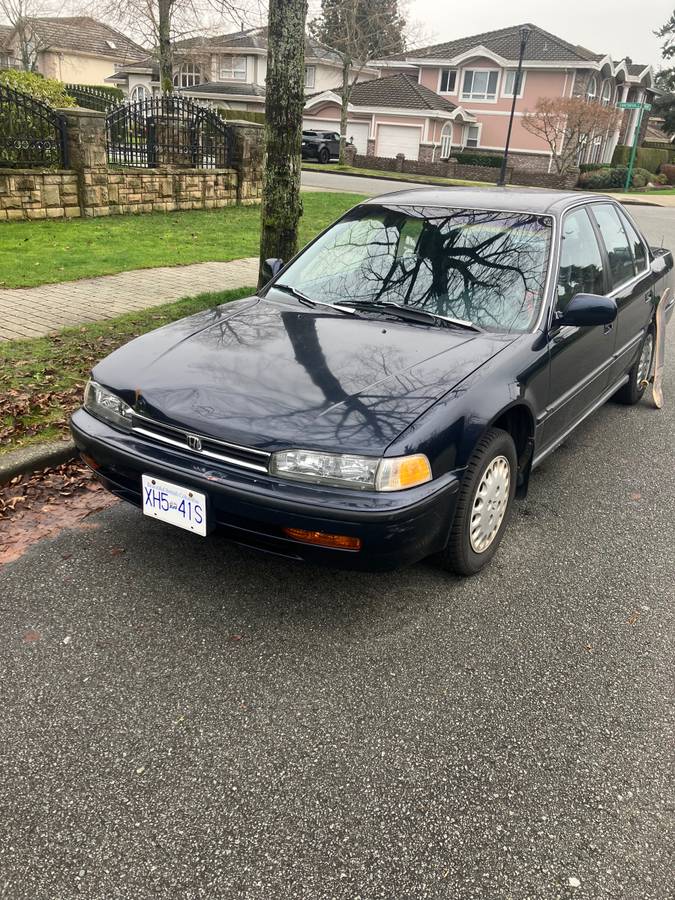 Honda-accord-1992-blue