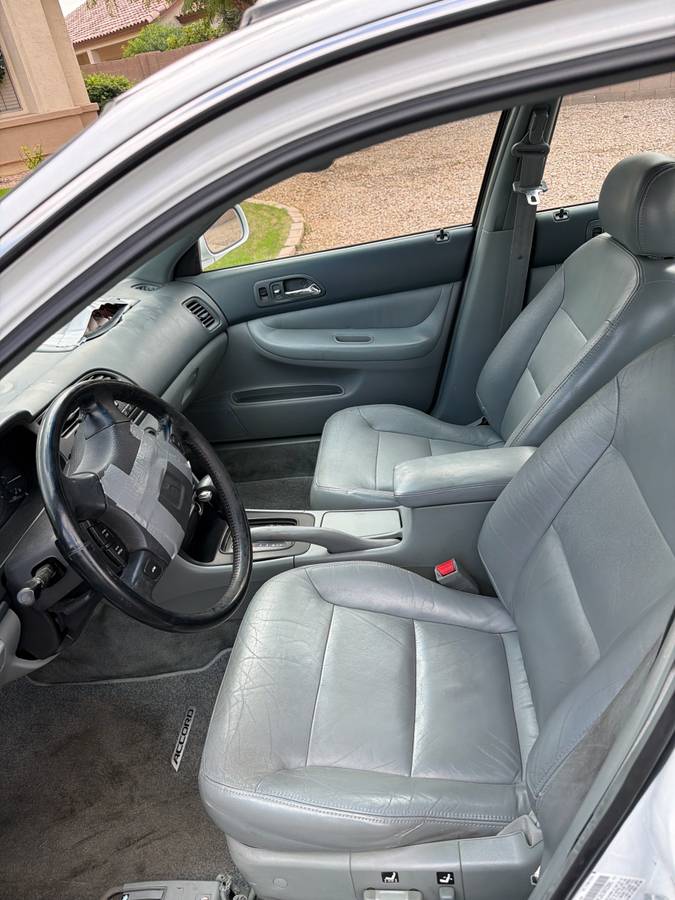 Honda-accord-ex-wleather-seats-1996-white-6