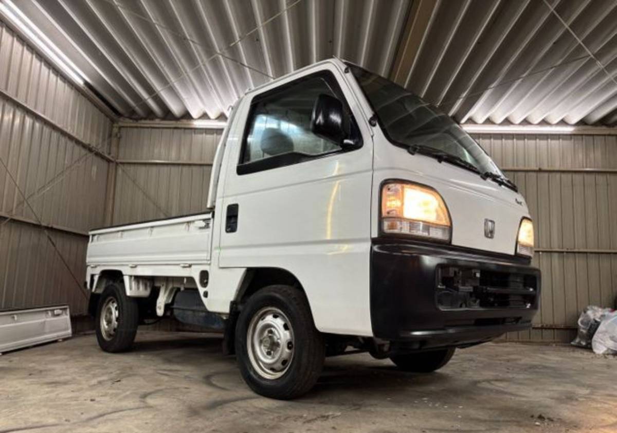 Honda-acty-1996-white-1