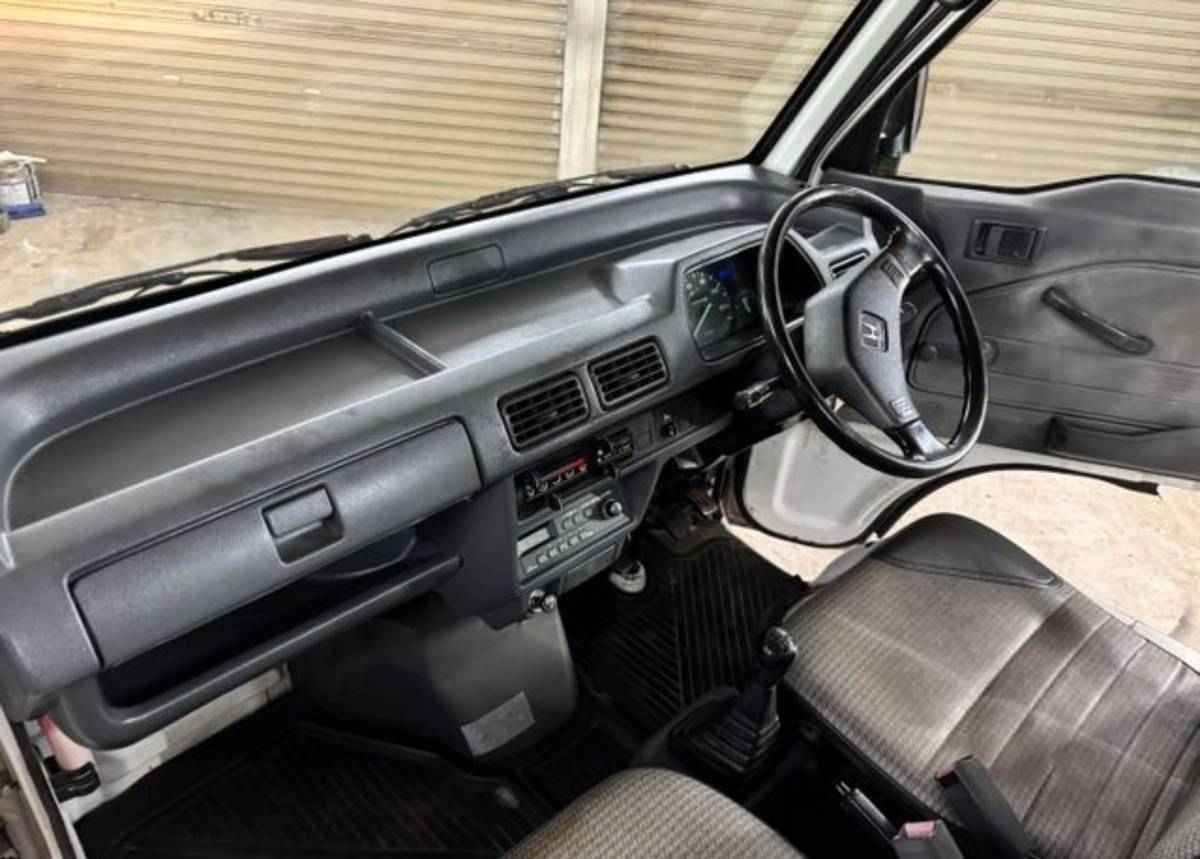 Honda-acty-1996-white-7