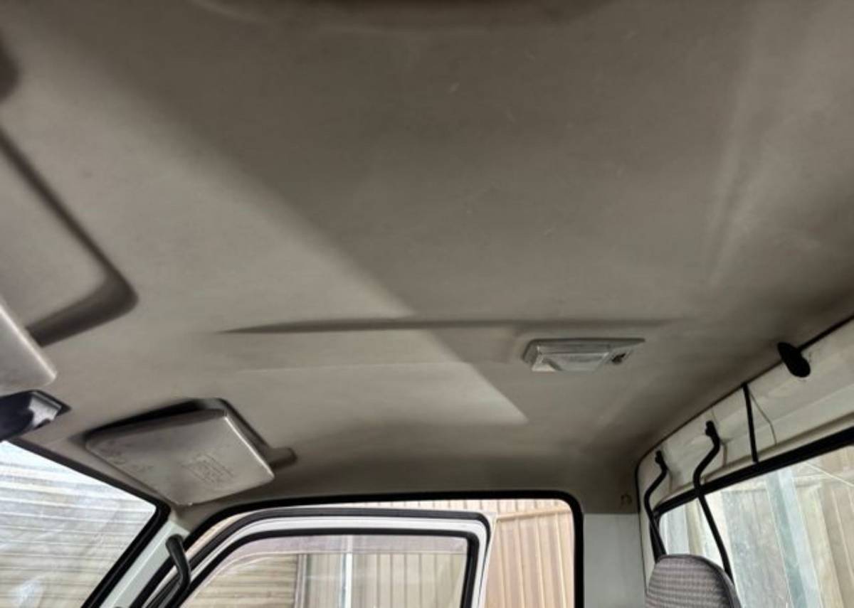 Honda-acty-1996-white-8