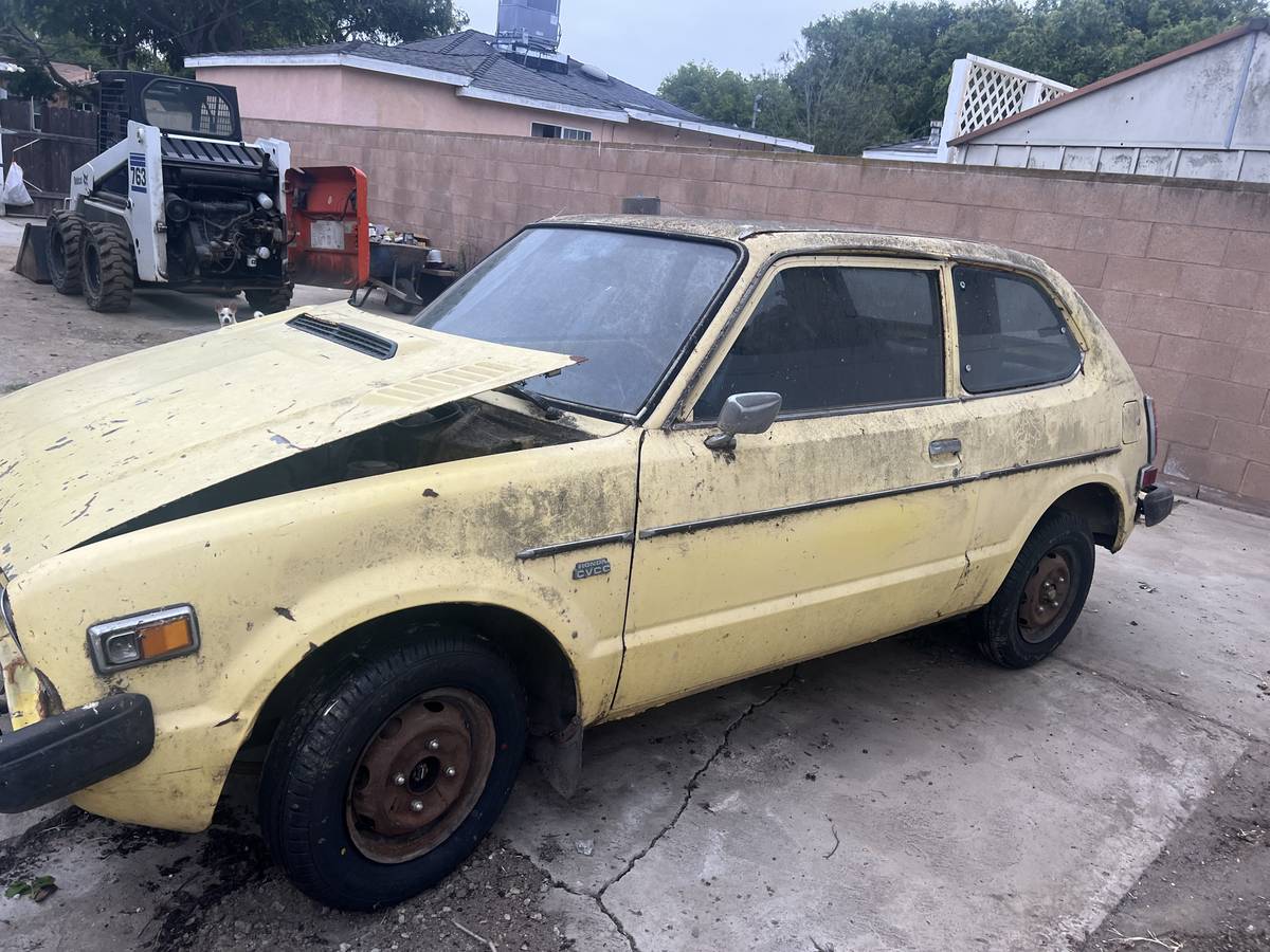 Honda-civic-cvcc-1978-yellow-1