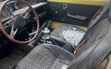 Honda-civic-cvcc-1978-yellow-2