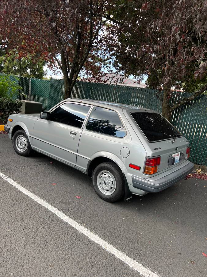 Honda-civic-dx-hatchback-1983-silver-2