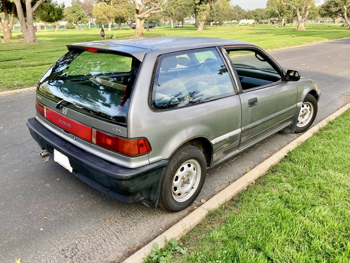 Honda-civic-ef-hatback-1990-grey-8