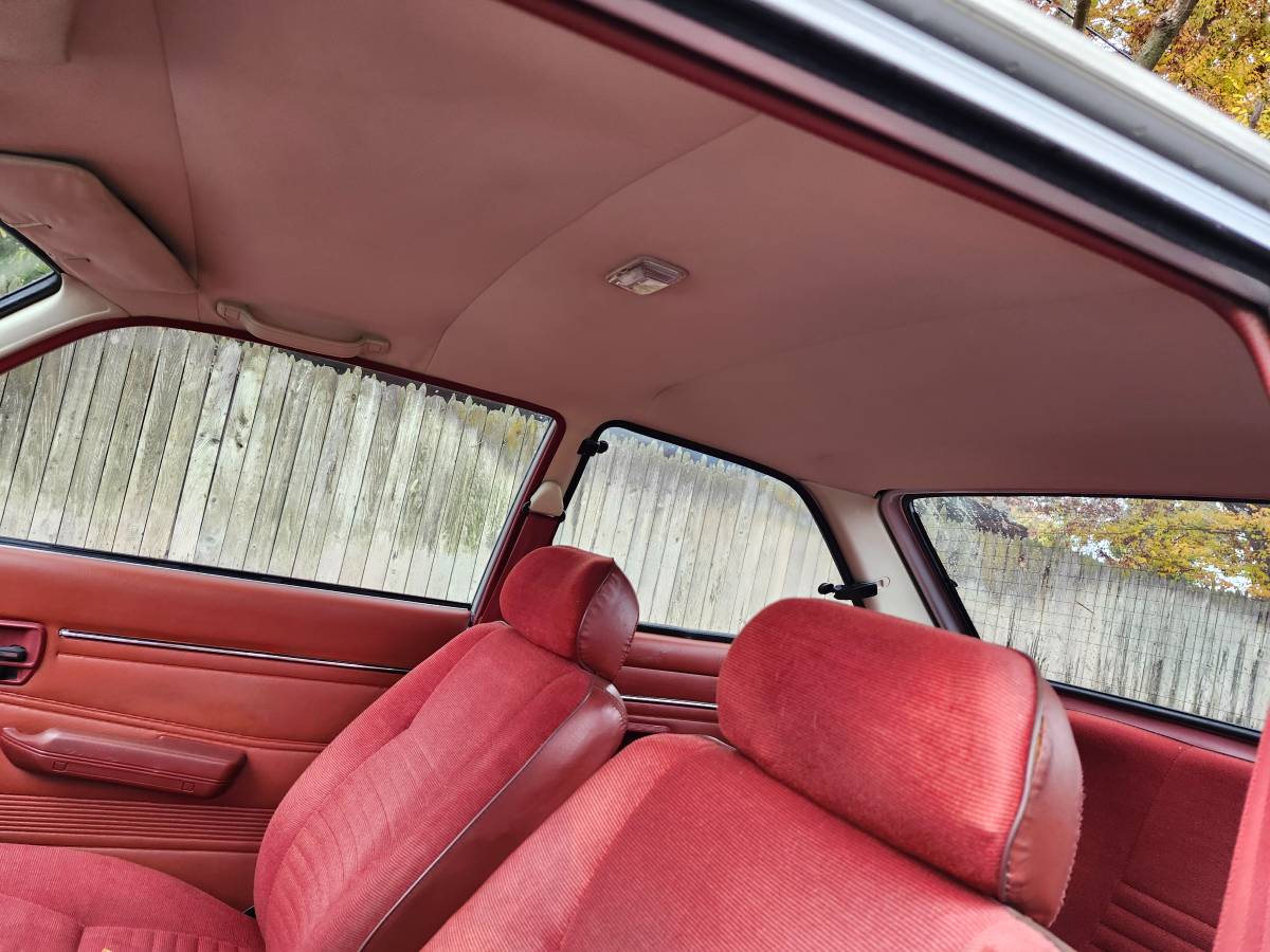 Honda-civic-hatchback-1980-silver-13