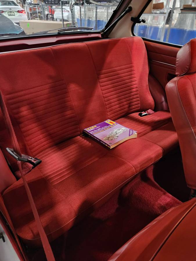 Honda-civic-hatchback-1980-silver-14