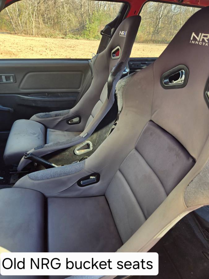 Honda-civic-hatchback-1991-red-18